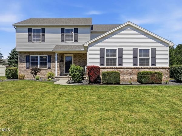 6950 Queensmark Lane, Whitehouse, OH 43571