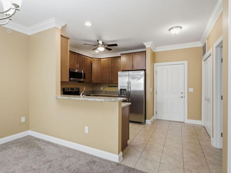 936 Perry Street, Unit 214, Columbus, OH 43215 Photo 10