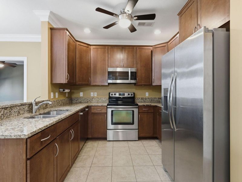 936 Perry Street, Unit 214, Columbus, OH 43215 Photo 5