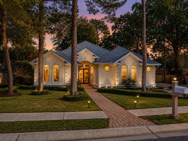 831 Coldwater Creek Circle, Niceville, FL 32578