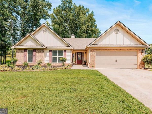 296 Highlands Drive, Winterville, GA 30683
