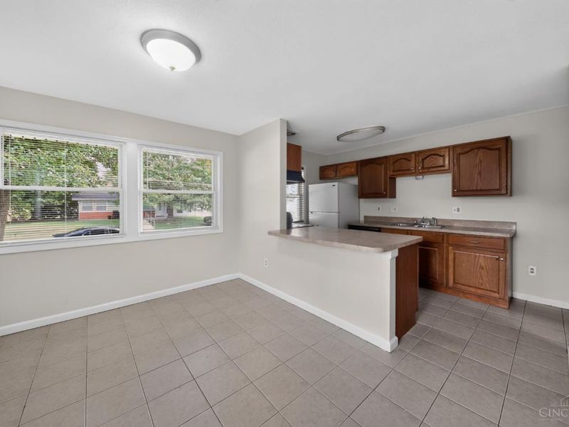 9697 Gibralter Drive, Colerain Township, OH 45251 Photo 11