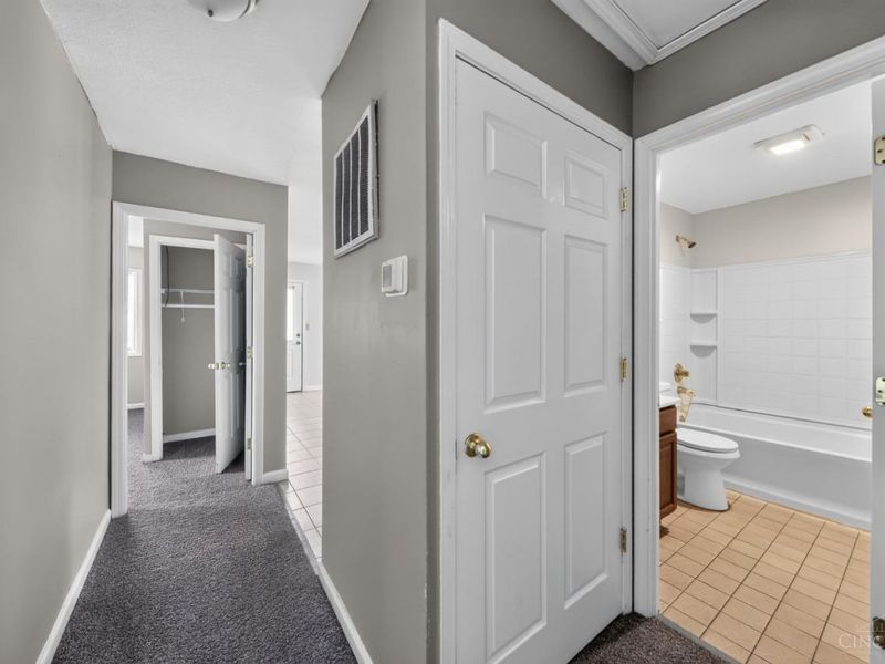 9697 Gibralter Drive, Colerain Township, OH 45251 Photo 22