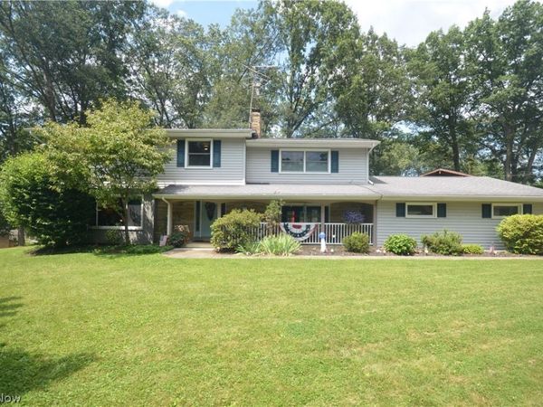 735 Fessler Drive , Uniontown, OH 44685