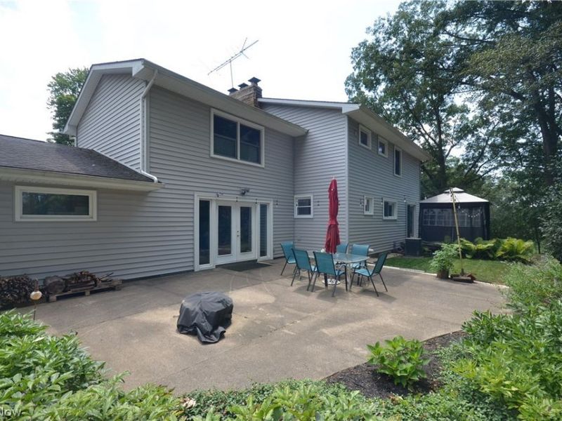 735 Fessler Drive, Uniontown, OH 44685 Photo 3