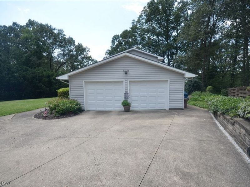 735 Fessler Drive, Uniontown, OH 44685 Photo 49