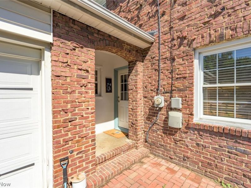 228 Kenwick Drive, Akron, OH 44313 Photo 7