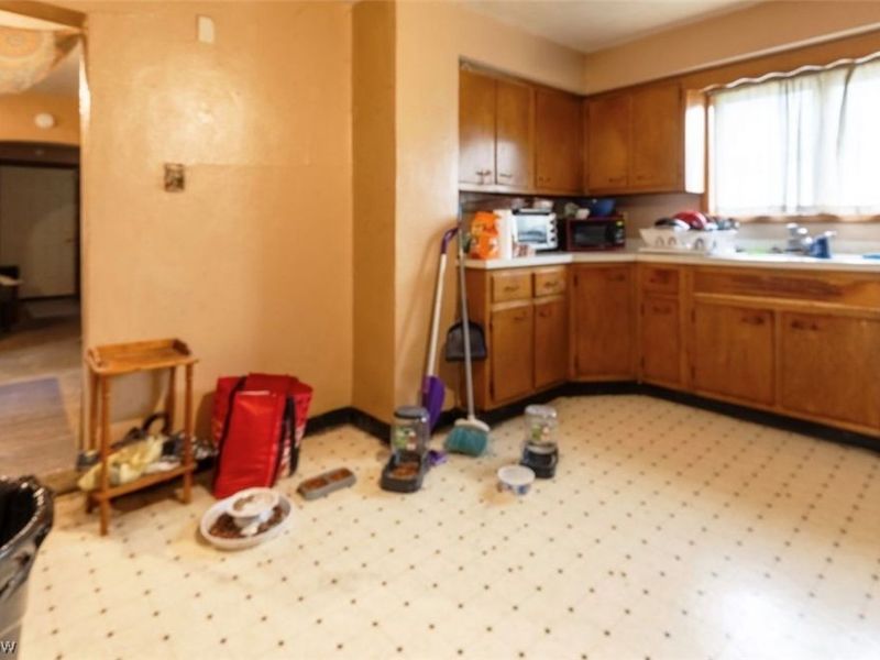 1826 Hamilton Avenue, Lorain, OH 44052 Photo 9