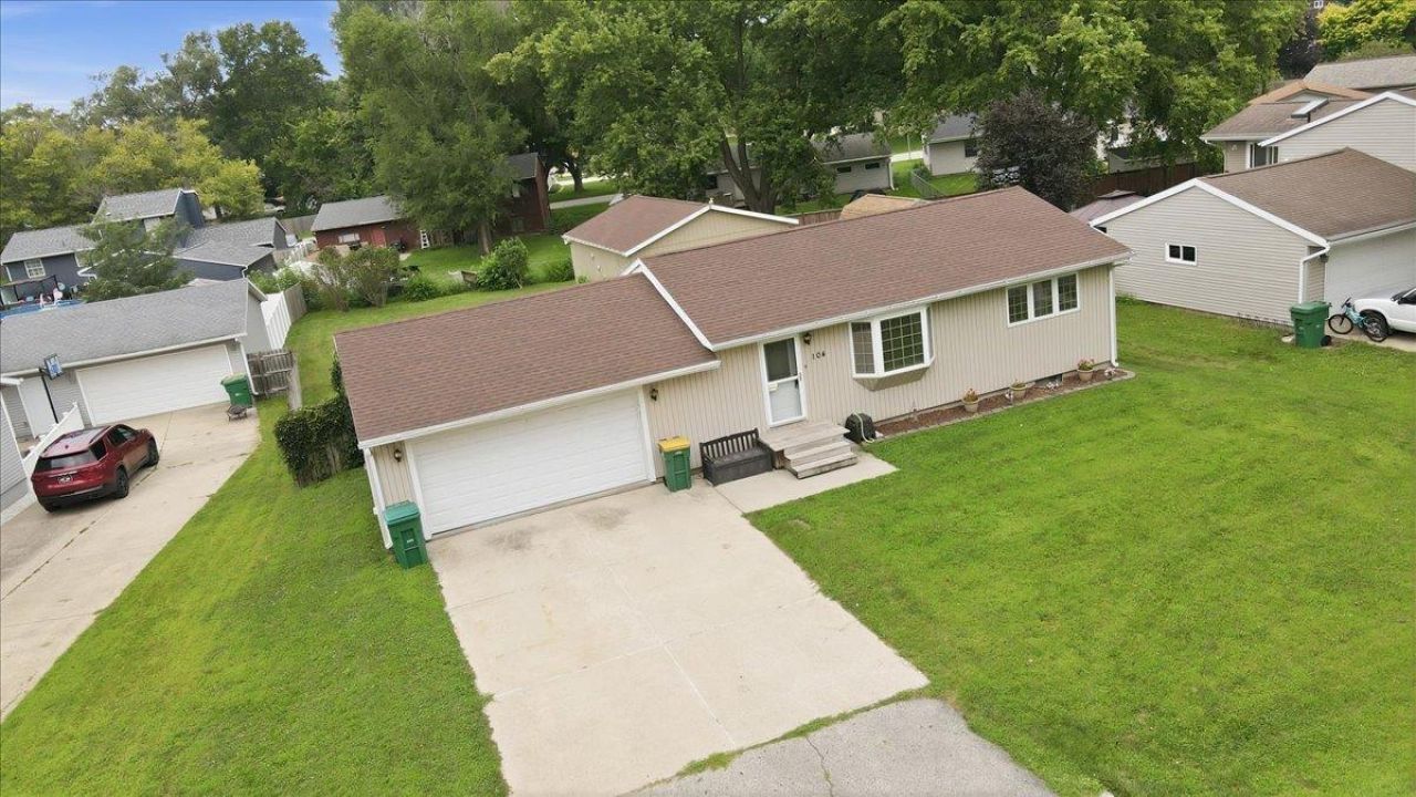 104 Corliss Avenue, Elk Run Heights, IA 50707 Main Photo