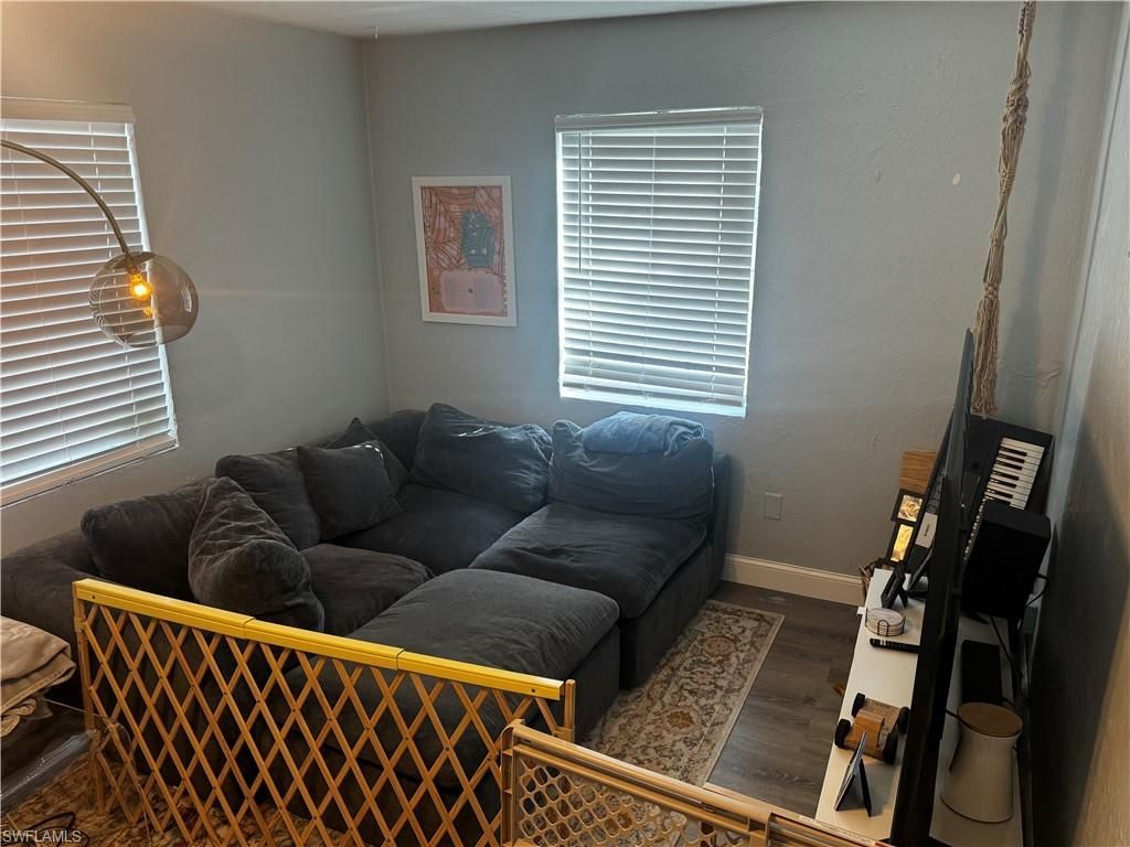 2060 Bayside Pkwy, Fort Myers, FL 33901 Photo