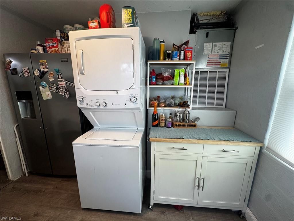 2060 Bayside Pkwy, Fort Myers, FL 33901 Photo
