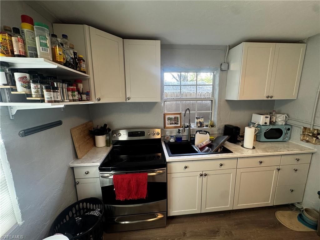 2060 Bayside Pkwy, Fort Myers, FL 33901 Photo