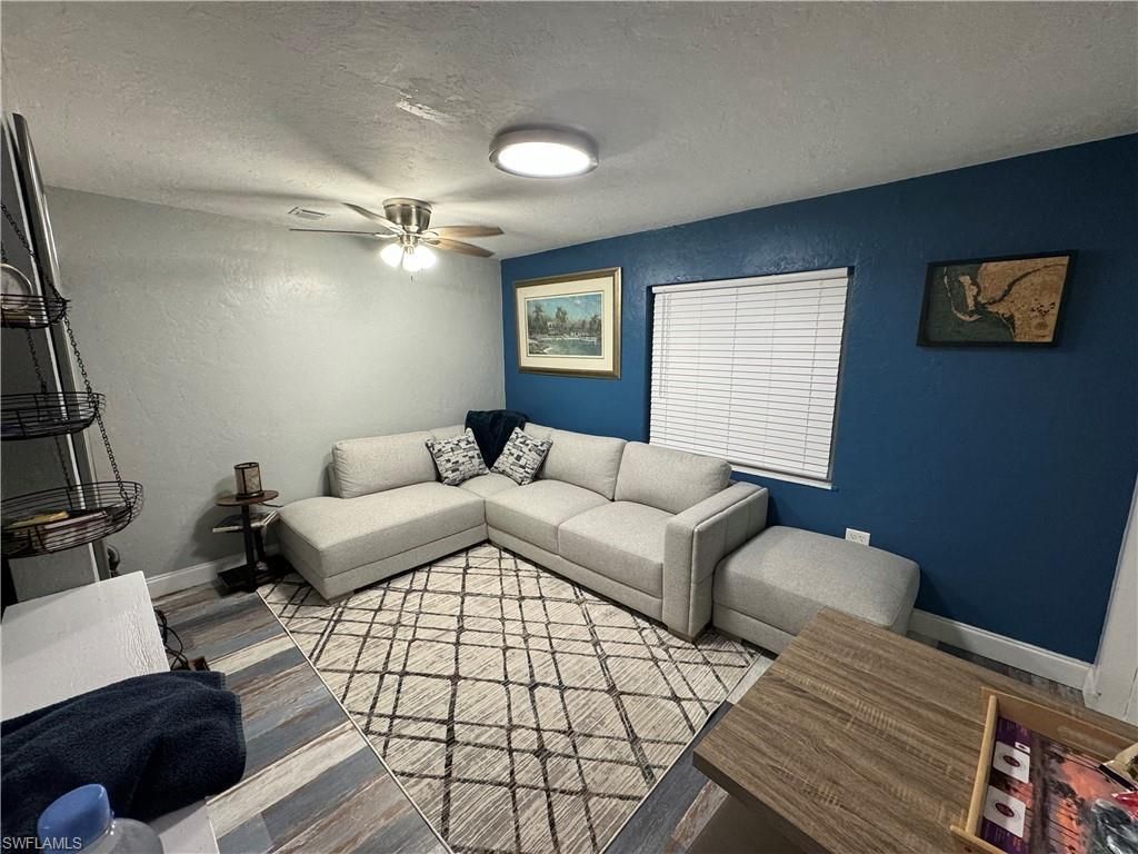 2060 Bayside Pkwy, Fort Myers, FL 33901 Photo
