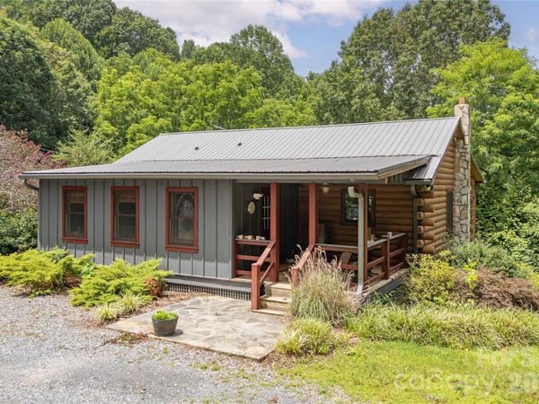 47 Buchanan Lane, Canton, NC 28716