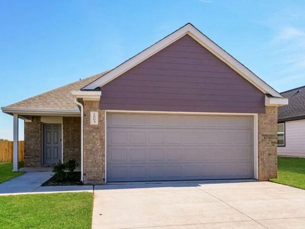 2003 Crimson Lake Boulevard, El Reno, OK 73036