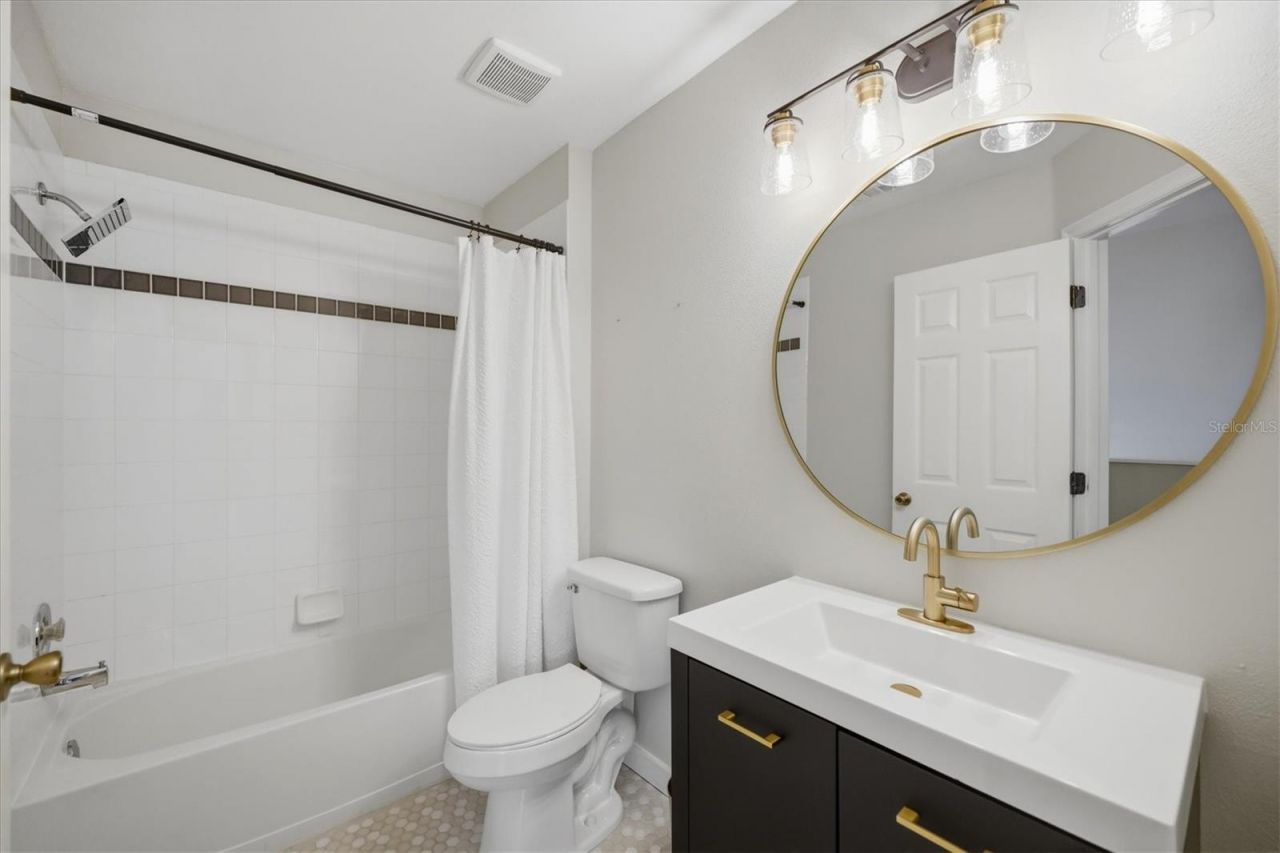 4907 50th Avenue W, Bradenton, FL 34210 Photo