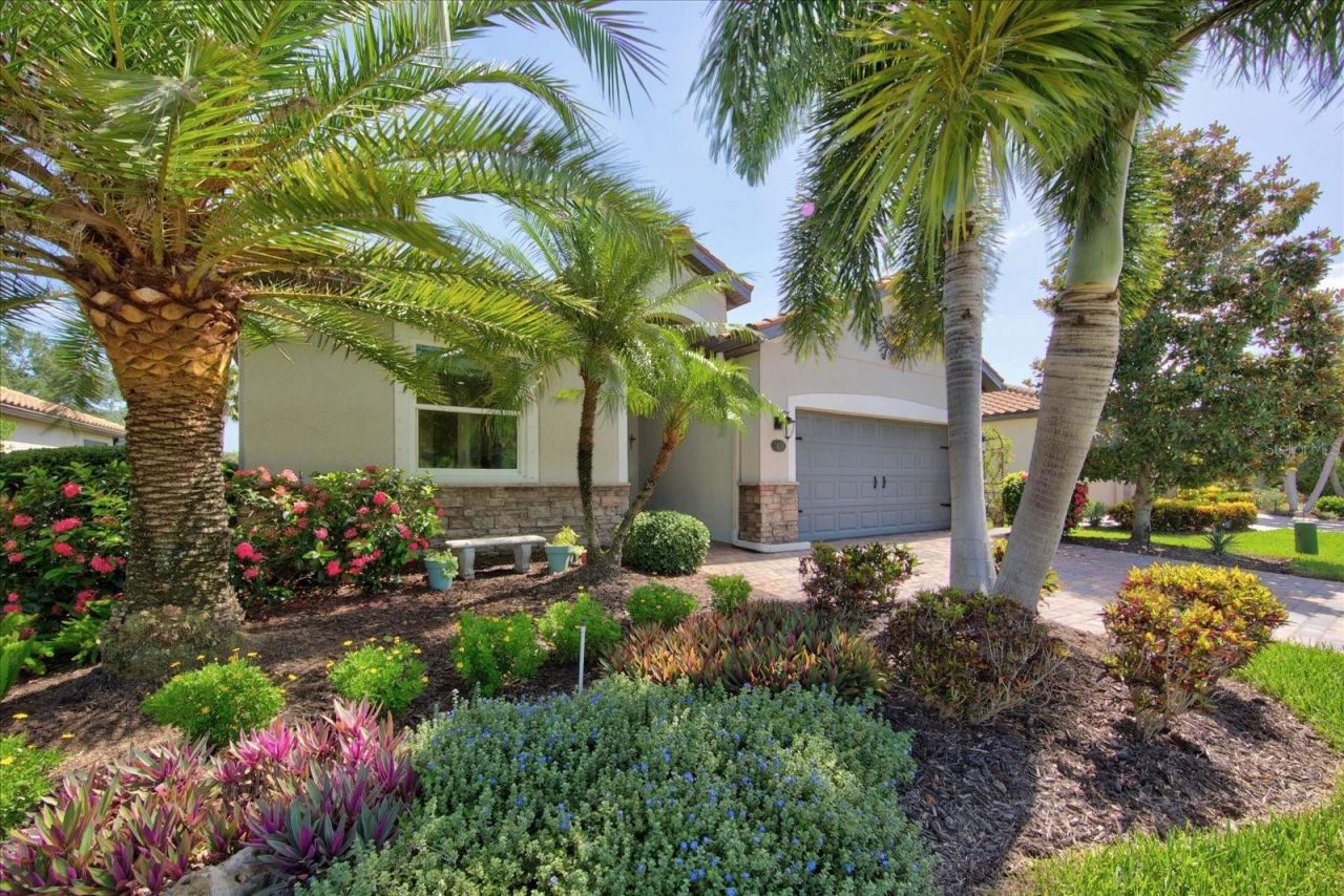 7031 Quiet Creek Drive, Bradenton, FL 34212 Photo