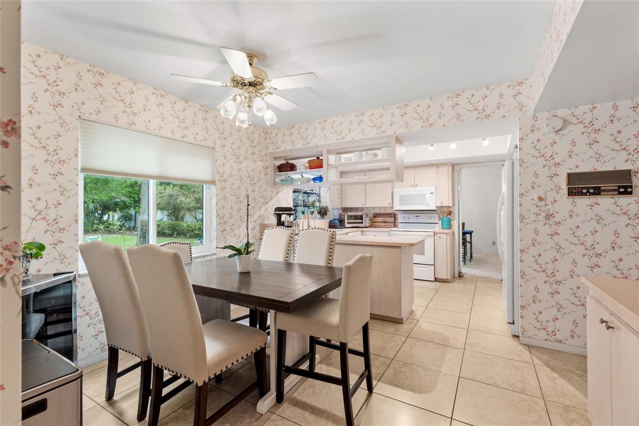 1901 Dormieone Road N, Saint Petersburg, FL 33710 Photo