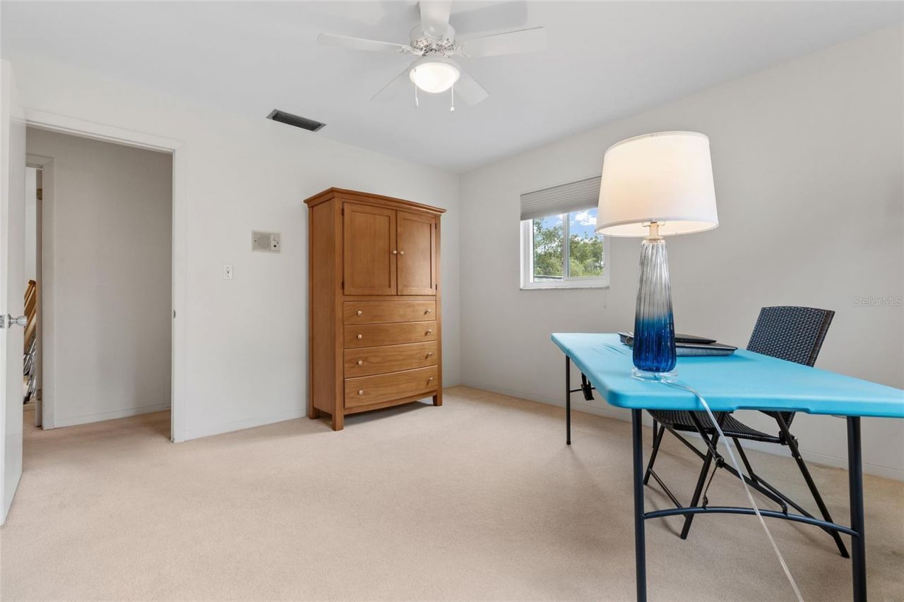 1901 Dormieone Road N, Saint Petersburg, FL 33710 Photo