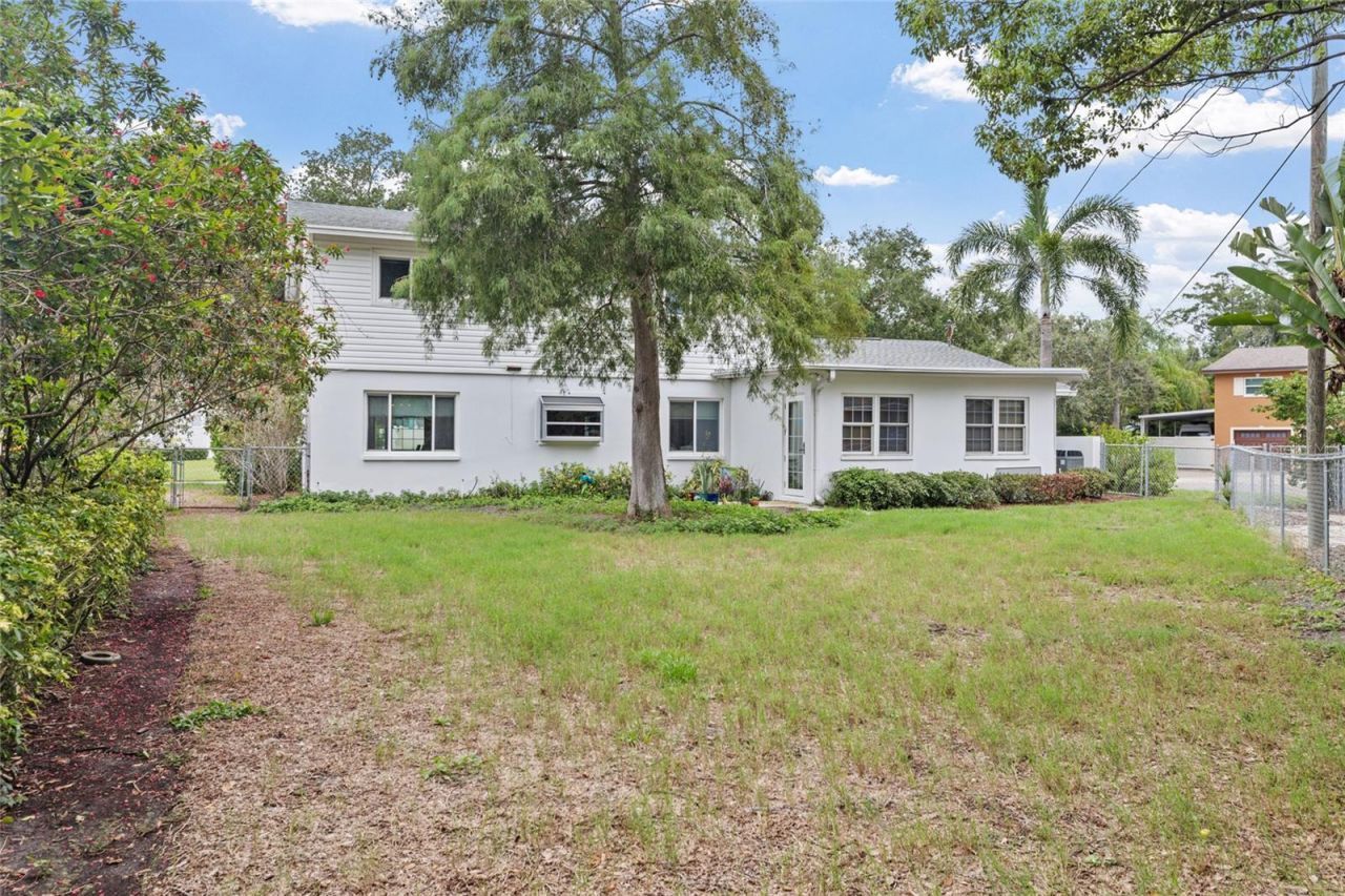 1901 Dormieone Road N, Saint Petersburg, FL 33710 Photo