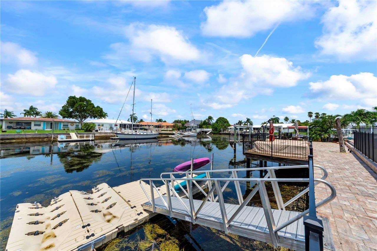 5004 Ensign Loop, New Port Richey, FL 34652 Photo