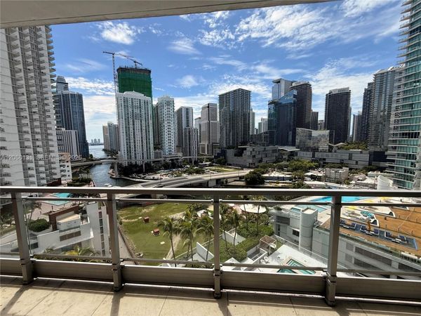 90 SW 3rd St , Unit 1801, Miami, FL 33130