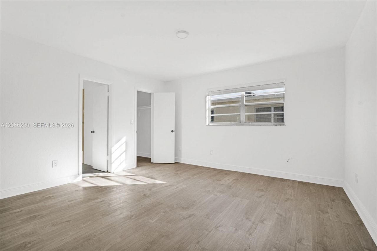 8295 NE Miami Ct , Unit 4, Miami, FL 33138 Photo