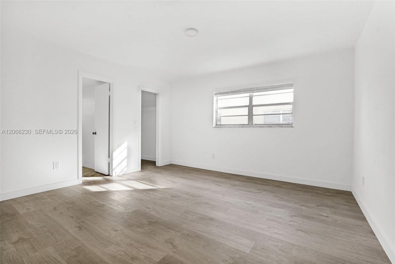 8295 NE Miami Ct , Unit 4, Miami, FL 33138 Photo