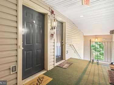 7014 METROPOLITAN PLACE , Unit 302, FALLS CHURCH, VA 22043
