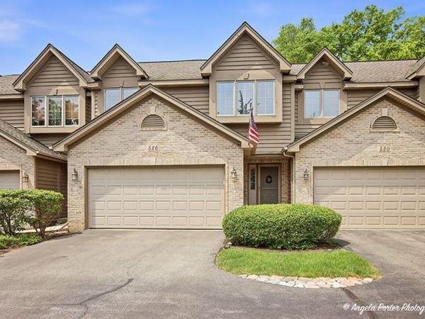 526 Silver Aspen Circle , Crystal Lake, IL 60014