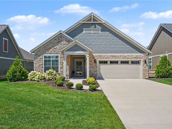 254 Elm Lane, Fairlawn, OH 44333