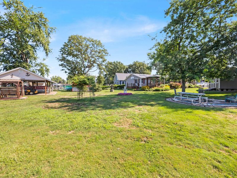 7711 Edgewater Avenue, Huntsville, OH 43324 Photo 23