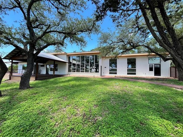 307 Mesa Drive , Wimberley, TX 78676