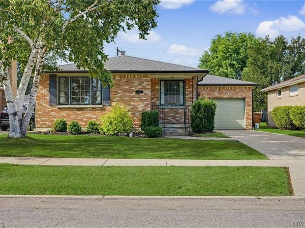 298 Lydia Lane , Cheektowaga, NY 14225