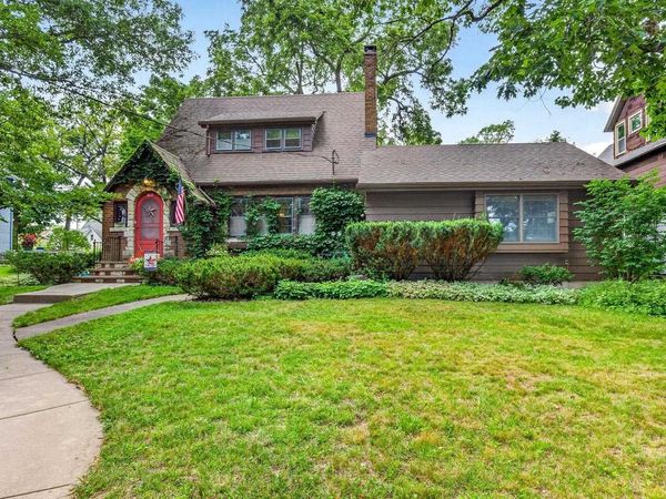 817 SPRING STREET, Kaukauna, WI 54130