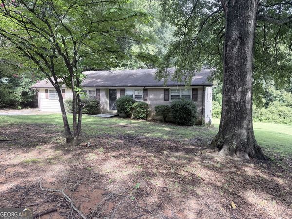 2195 Rockdale Drive NW, Conyers, GA 30012