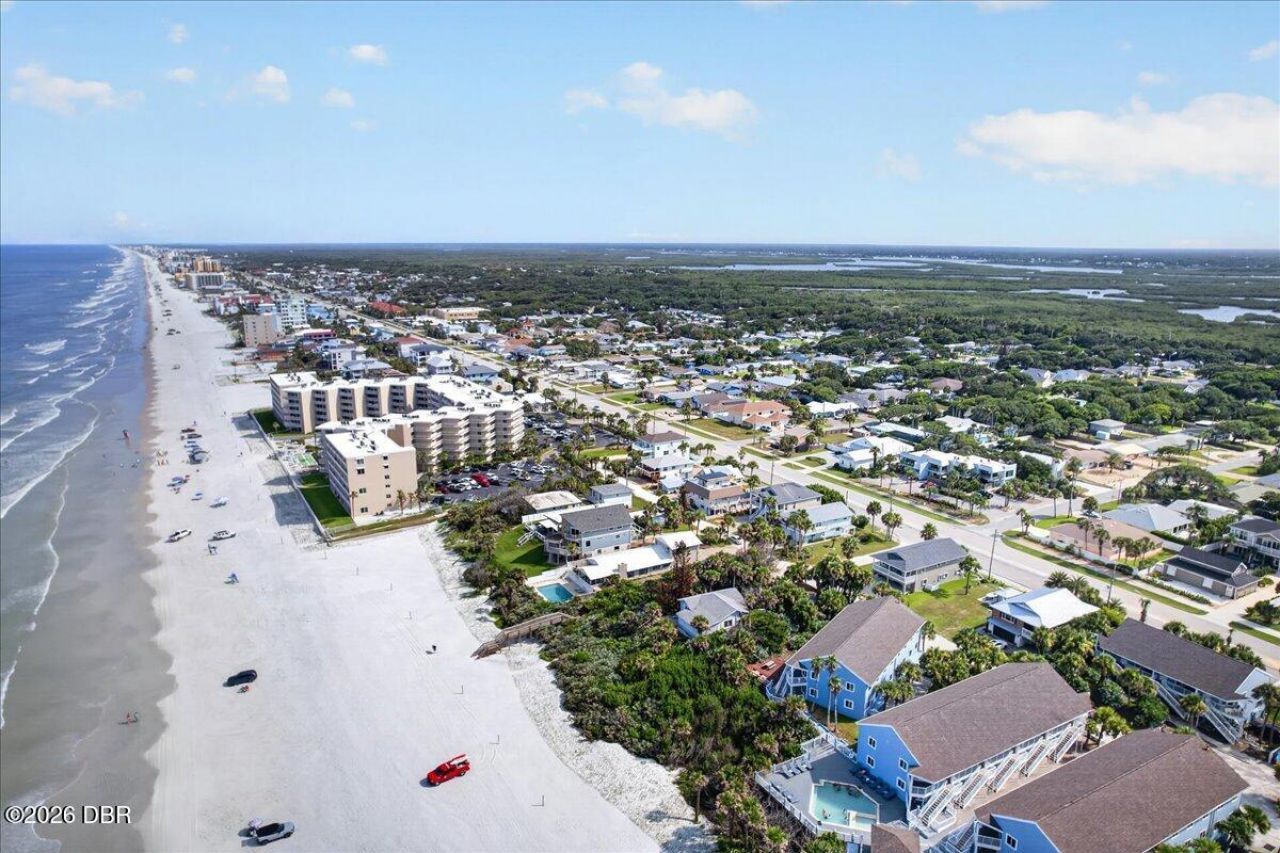 841 E 14th Avenue, New Smyrna Beach, FL 32169 Photo