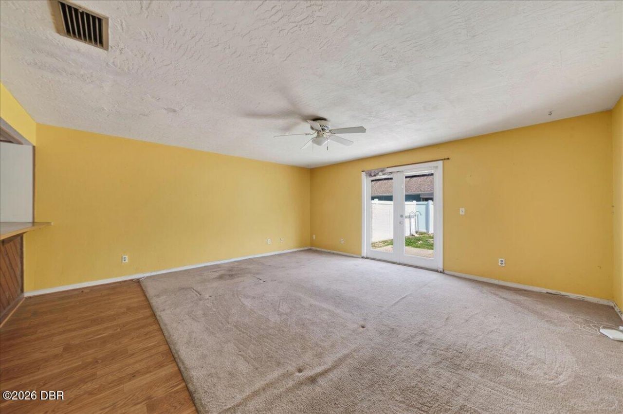 841 E 14th Avenue, New Smyrna Beach, FL 32169 Photo