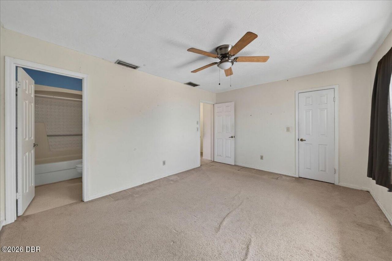 841 E 14th Avenue, New Smyrna Beach, FL 32169 Photo