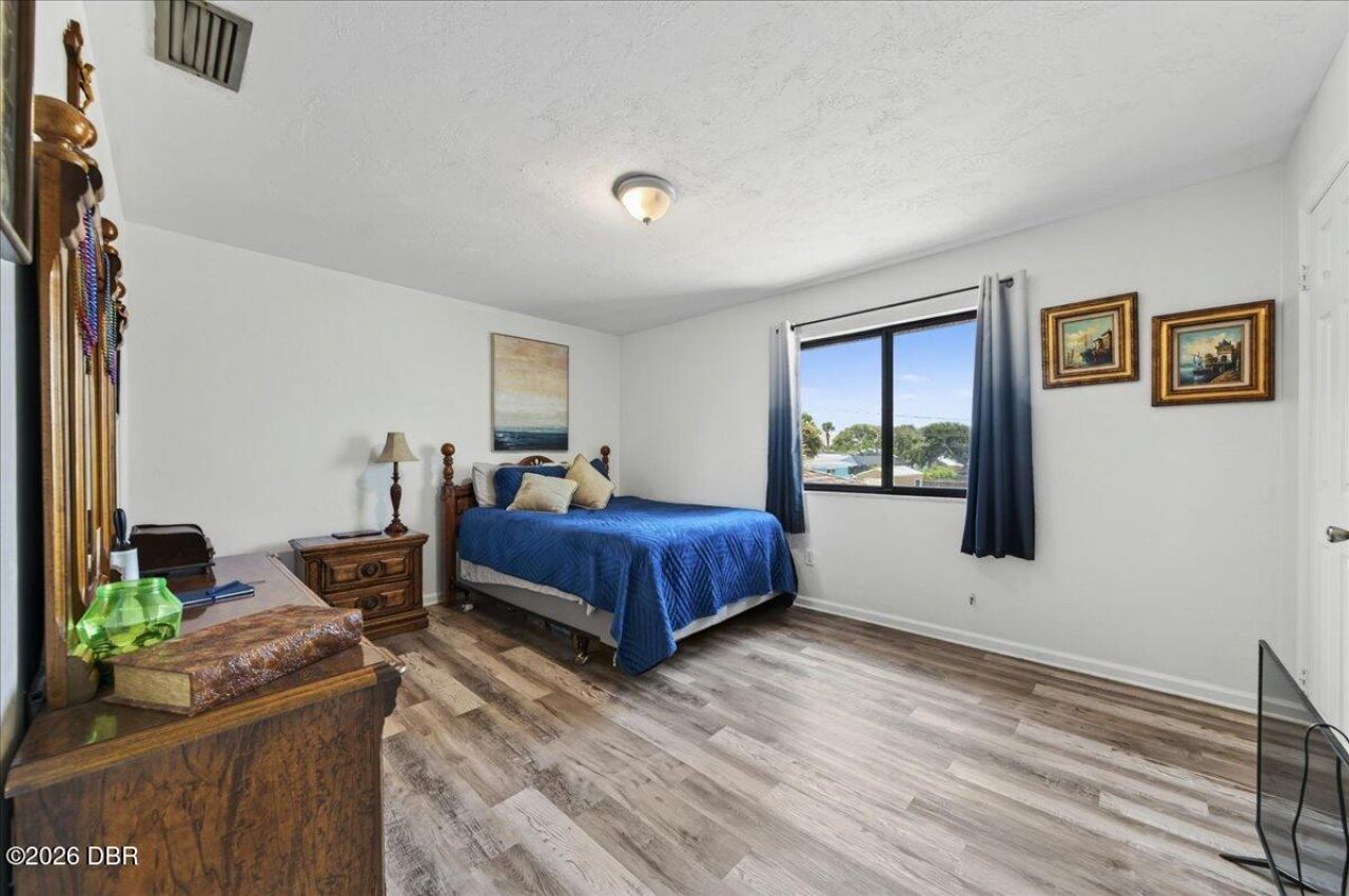 841 E 14th Avenue, New Smyrna Beach, FL 32169 Photo