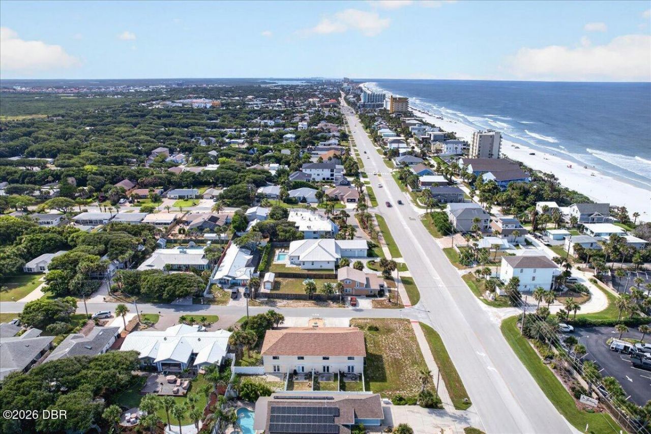 841 E 14th Avenue, New Smyrna Beach, FL 32169 Photo
