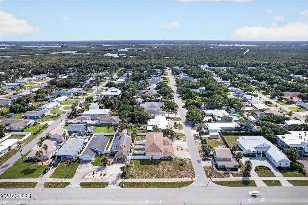 841 E 14th Avenue, New Smyrna Beach, FL 32169 Photo