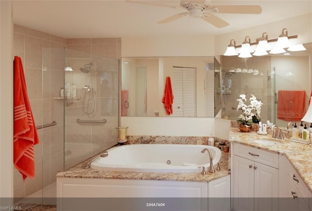 6270 Bellerive Ave , Unit 303, Naples, FL 34119 Photo