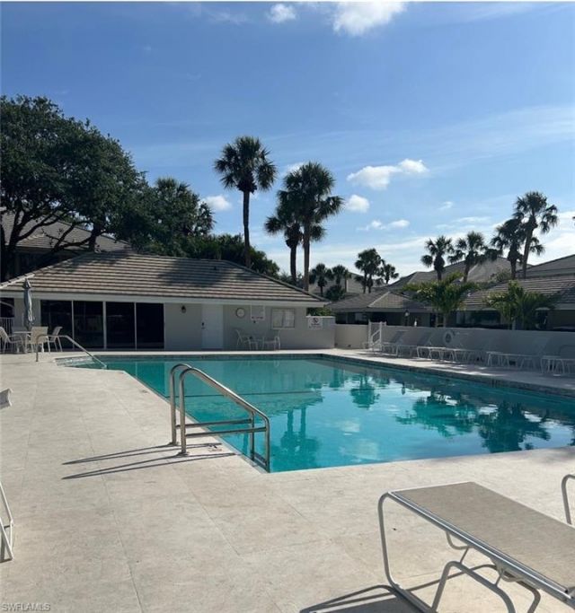 6270 Bellerive Ave , Unit 303, Naples, FL 34119 Photo