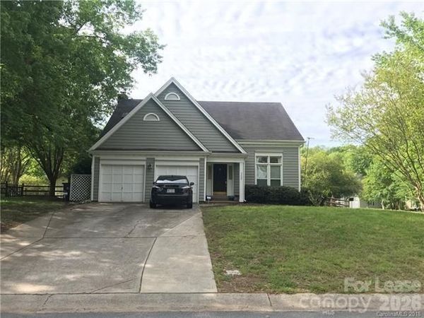 3229 Silver Pond Court, Charlotte, NC 28210
