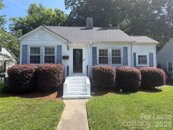 512 W 8th Avenue , Gastonia, NC 28052