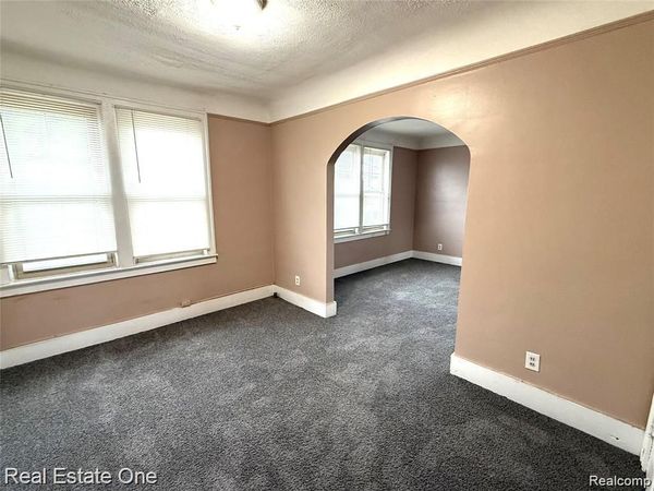 4700 CURTIS Street , Unit 2W, Dearborn, Mi 48126