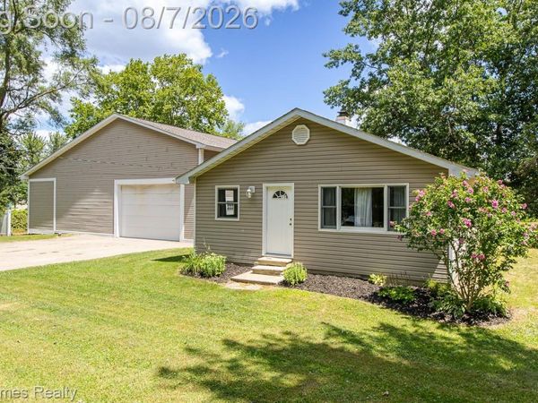 2411 Dean Drive, Highland Township, Mi 48356