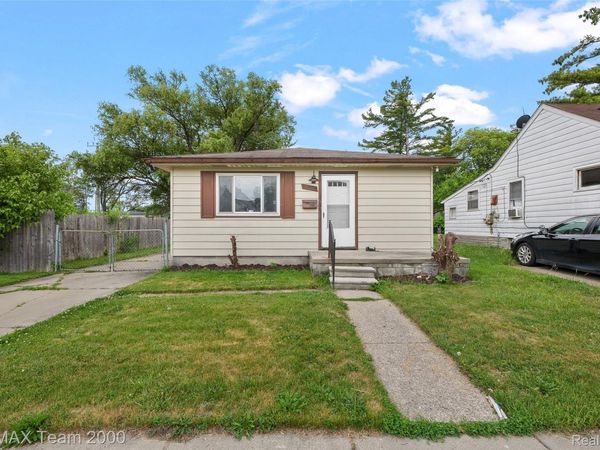 12846 Georgiana Avenue , Warren, Mi 48089