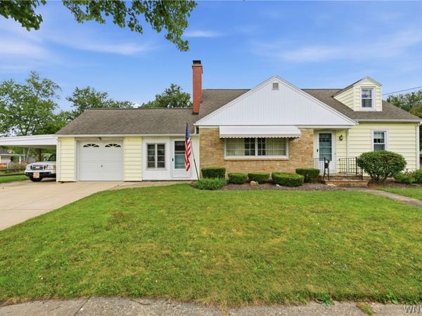 251 E Prospect Avenue , Hamburg, NY 14075